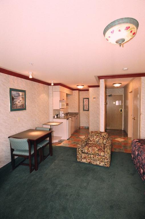Robsonstrasse Hotel & Suites Vancouver Bagian luar foto
